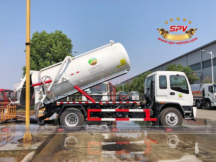 10,000 Litres Sewage Vacuum Tanker ISUZU - Tank Lifting 02 10,000 Litres Sewage Vacuum Tanker ISUZU - Tank Lifting 02